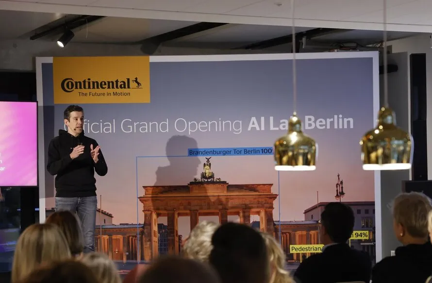 Открытие лаборатории искусственного интеллекта Continental в Берлине.