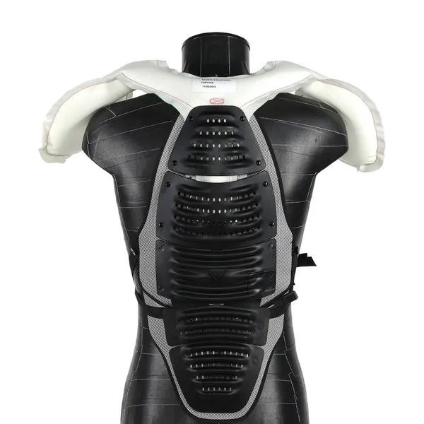 D-air® Armor — подушку безопасности с «открытой платформой», основанную на технологии D-air® компании DAINESE