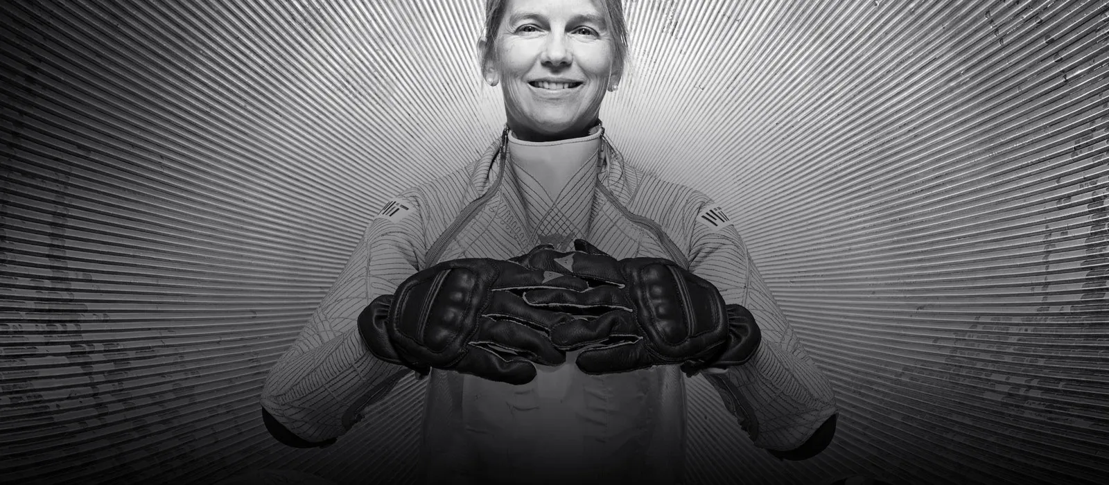 Цепь производства компании KMC, установленная на электровелосипеде