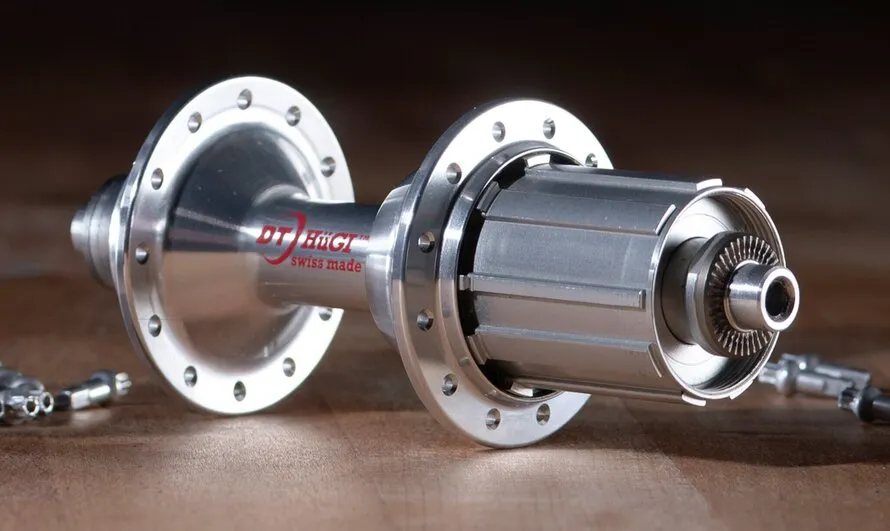 Велосипедная втулка производства DT SWISS.