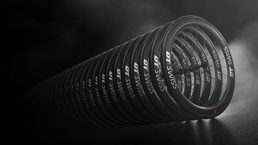Колеса производства компании DT SWISS.