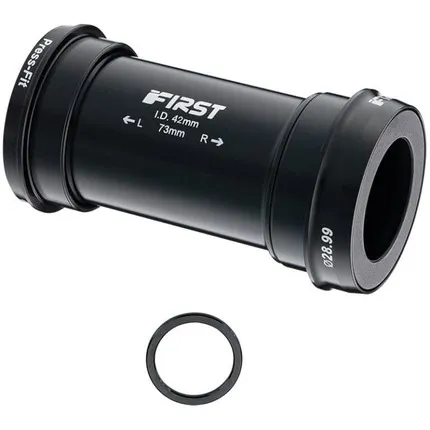 Запрессованный нижний кронштейн производства First Components.