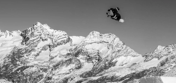 райдер forum выполняет трюк