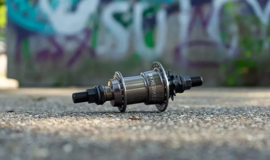 Задняя втулка для велосипеда BMX производства компании KHEBIKES.