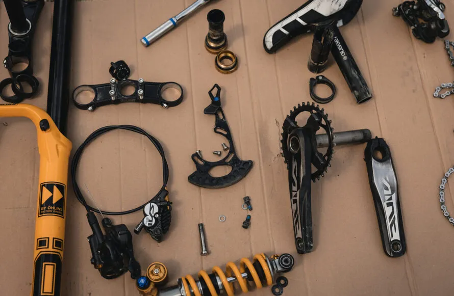 Комплектующие для велосипеда компании MARIN.