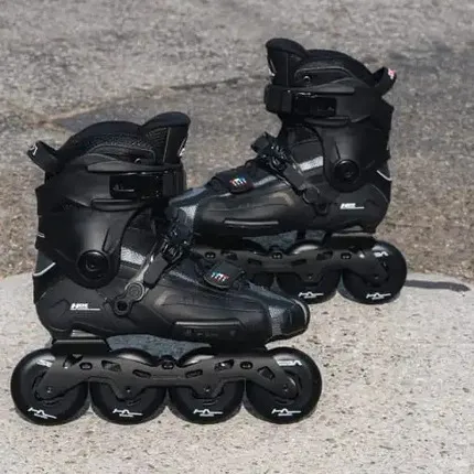 Роликовые коньки производства компании SEBA.