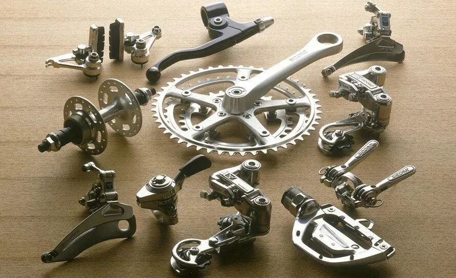 Shimano Deore 1982 года. Первый групсет для горных велосипедов.