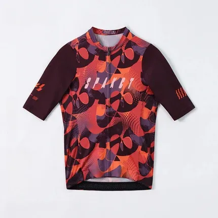 Мужская майка производства компании SPAKCT.