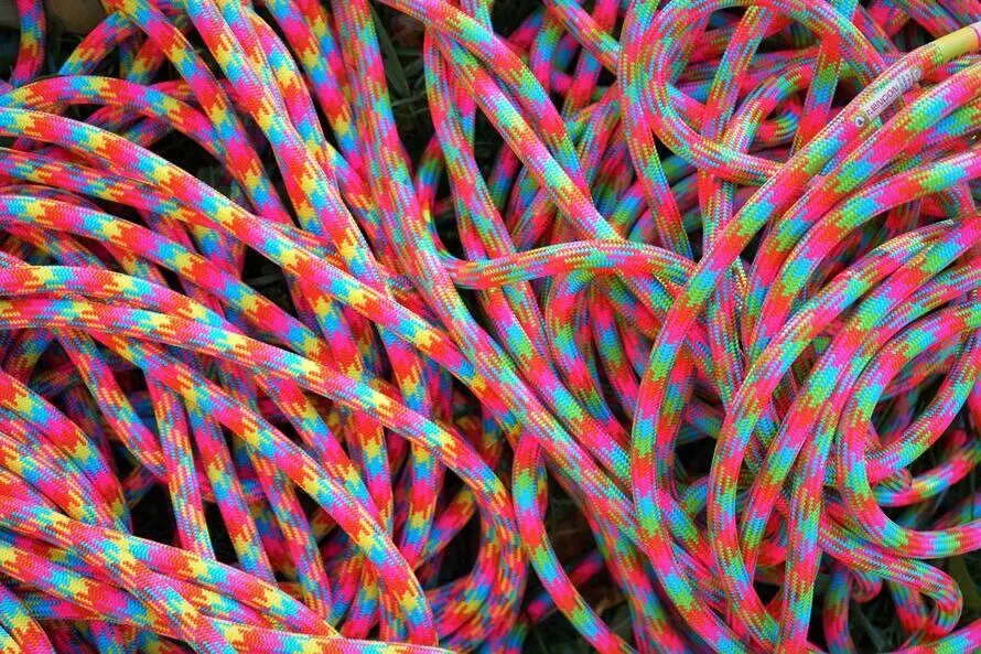 Популярные веревки Master PRO 9.2 и Master 9.7 компании TENDON в новом цветовом варианте под названием NEON