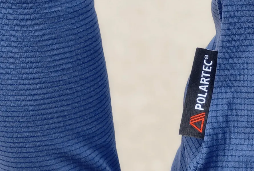 Значок материала Polartec®. на продукции бренда WowPow